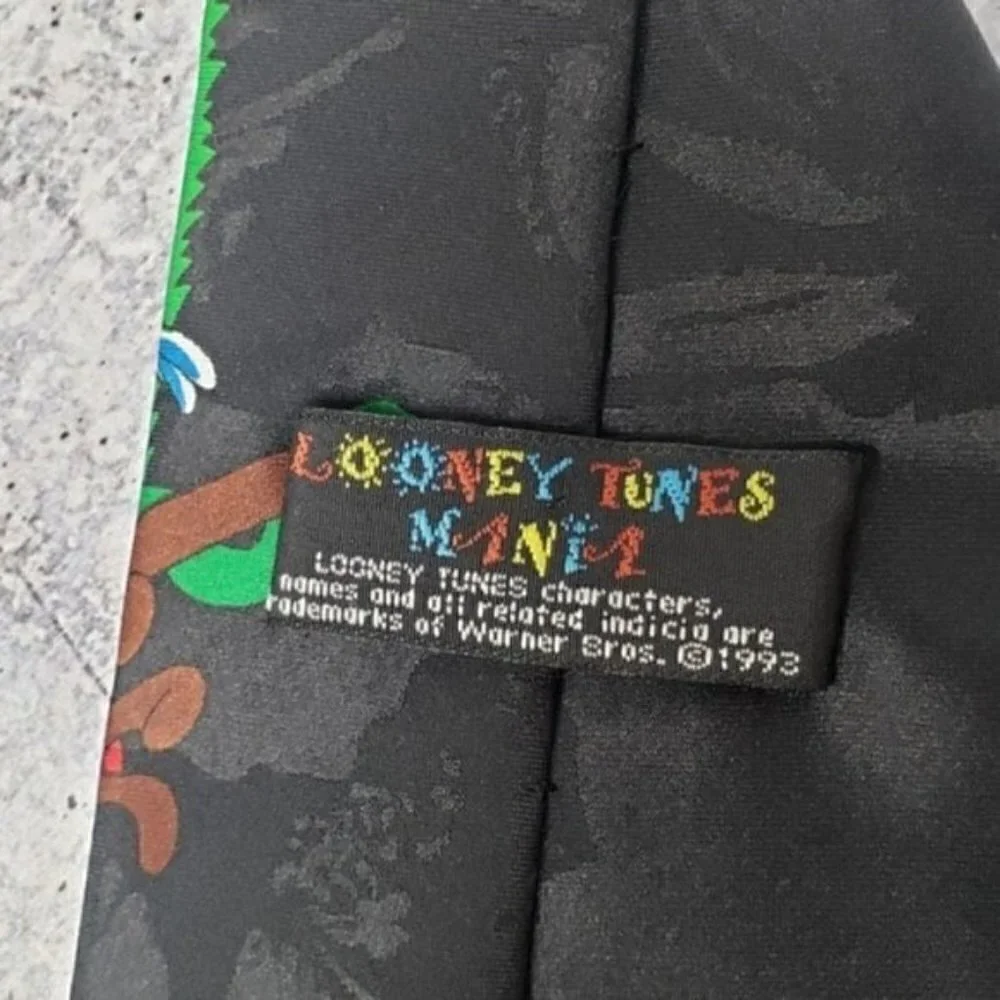 Vintage 1993 Looney Tunes | In The Wild Tie Bugs Bunny Taz Daffy Duck Tweety